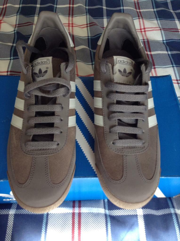 adidas trainers size 8